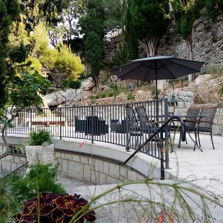 Apartment Zizi Omiš Exteriér fotografie