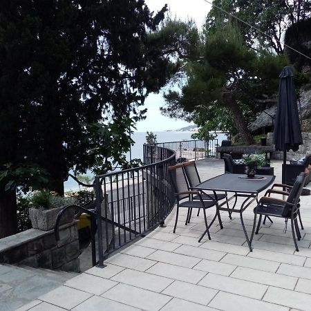 Apartment Zizi Omiš Exteriér fotografie