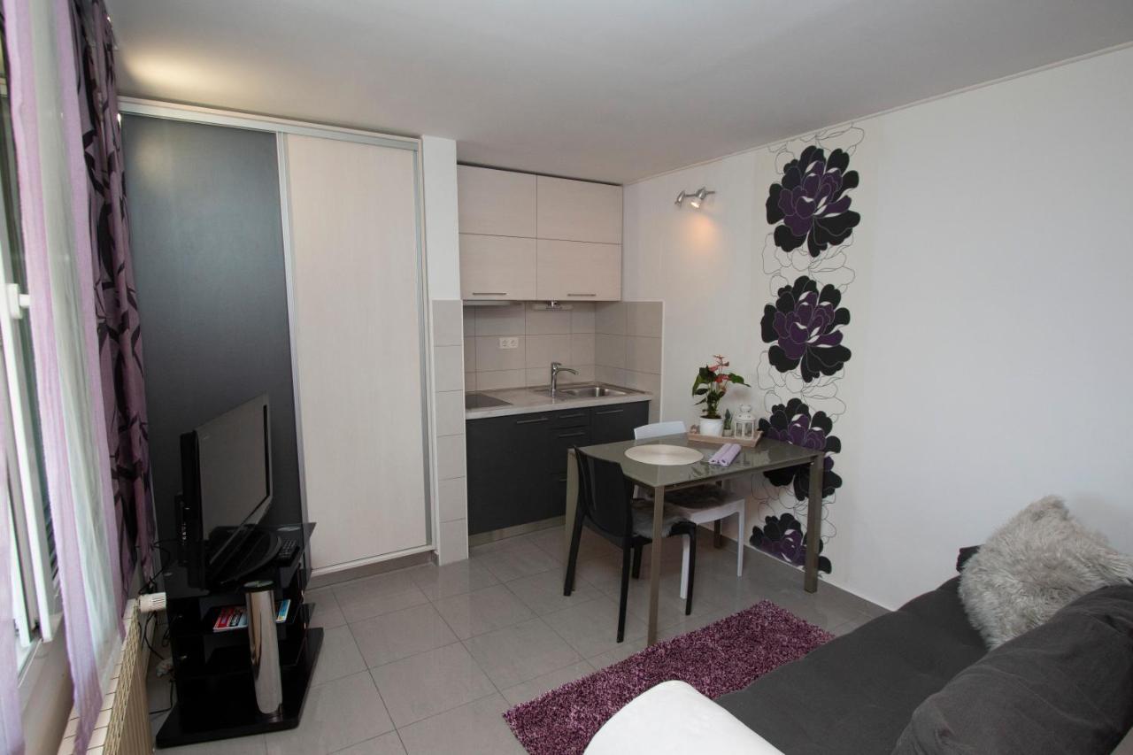 Apartment Zizi Omiš Exteriér fotografie