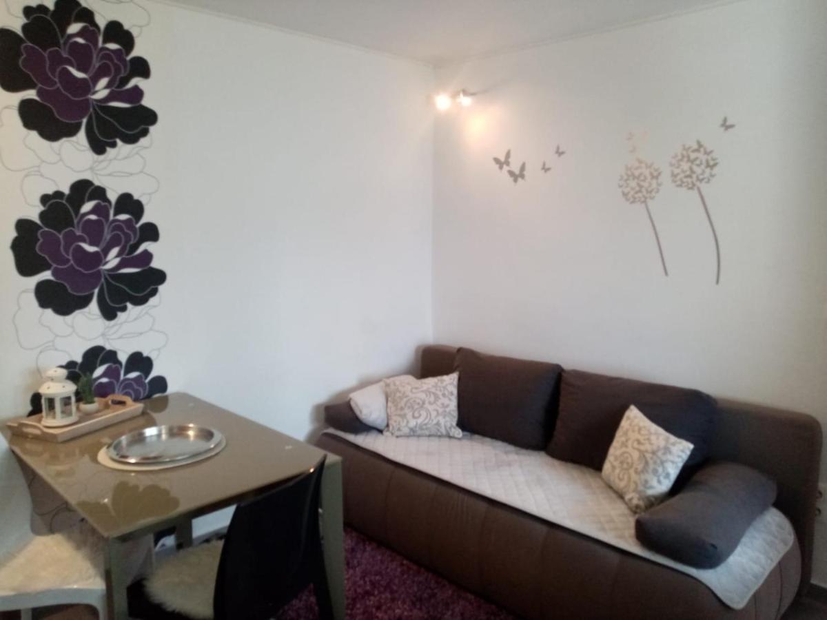 Apartment Zizi Omiš Exteriér fotografie