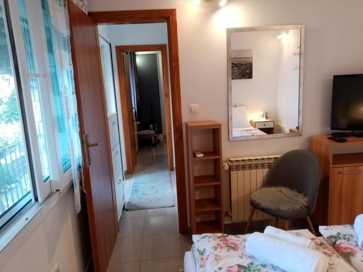 Apartment Zizi Omiš Exteriér fotografie