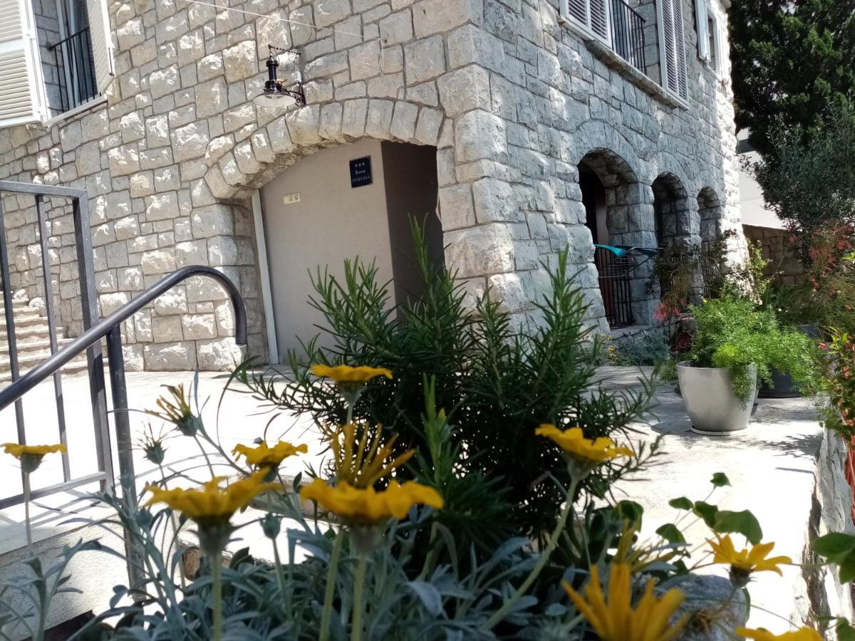Apartment Zizi Omiš Exteriér fotografie