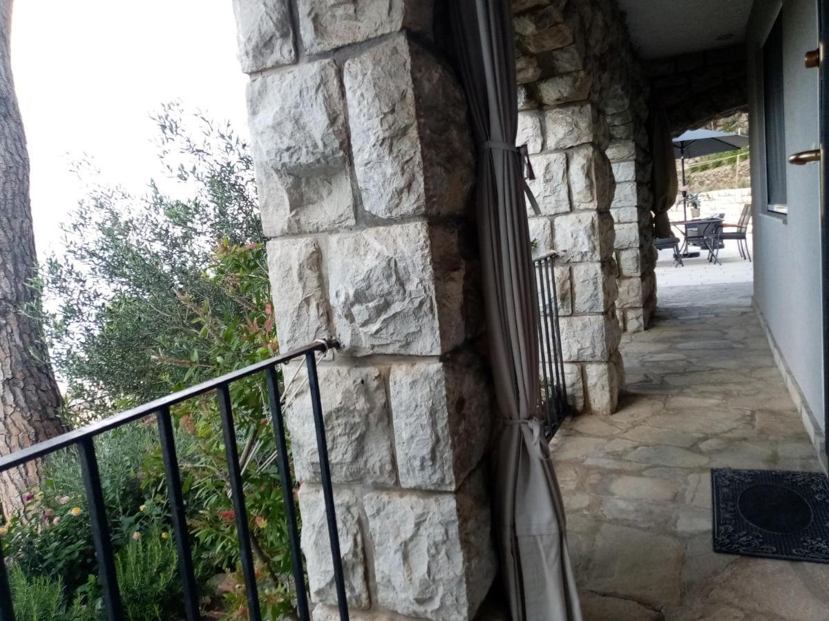 Apartment Zizi Omiš Exteriér fotografie